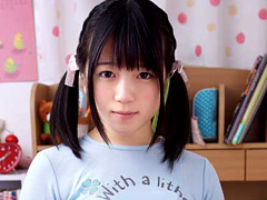南梨央奈