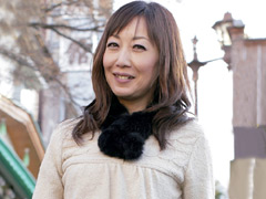 真木静乃